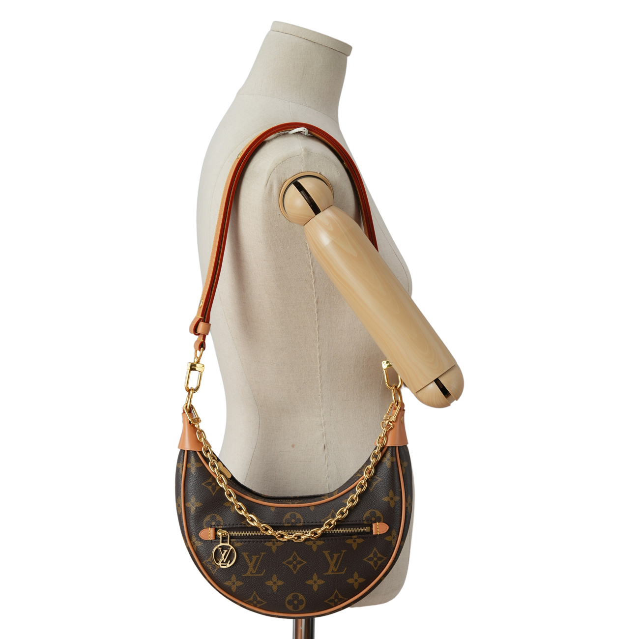LOUIS VUITTON(USED)루이비통 M81098 루프백